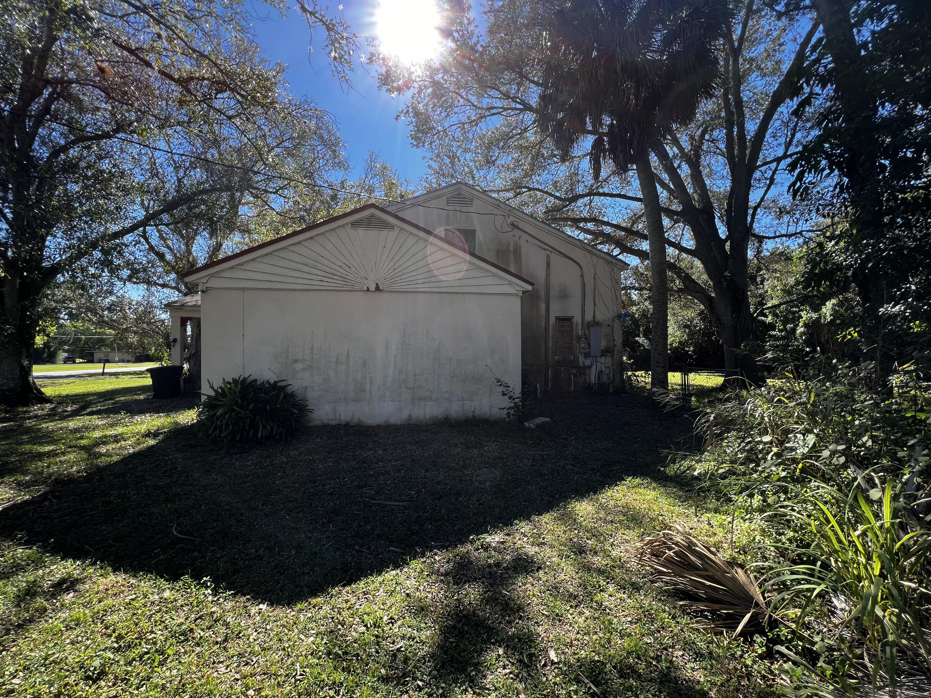 1105 Hartman Road Fort Pierce, FL 34947 - Photo 6 of 24 5C4C3B84-0502-4DA6-8EA0-AA28E64836CF