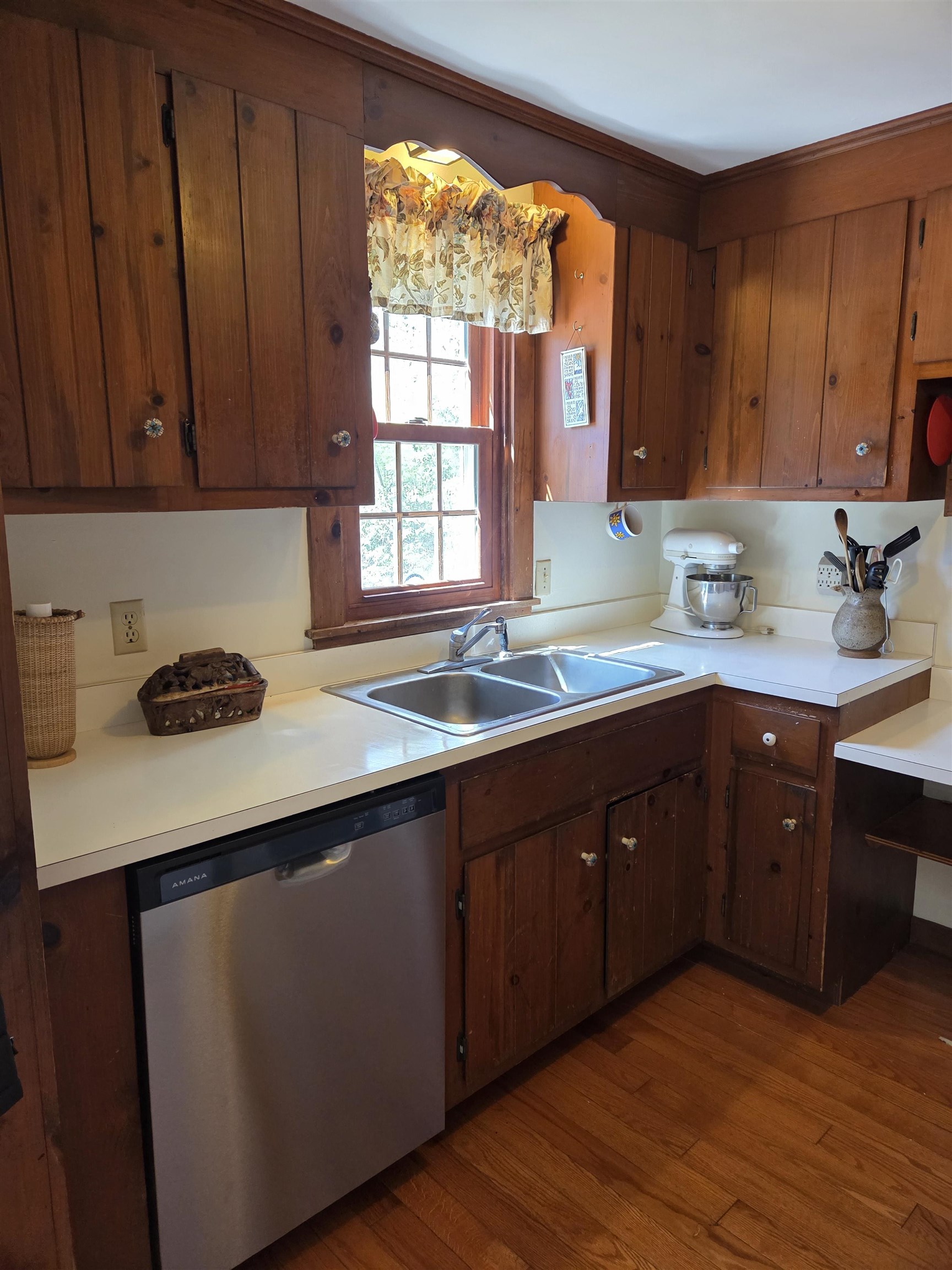 43 Casalis Road Peterborough, NH 03458 - Photo 11 of 36