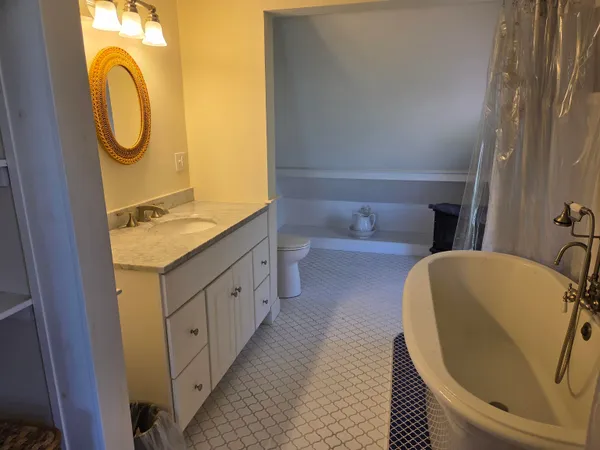 $2,400 | 43 Casalis Road, Peterborough, NH 03458