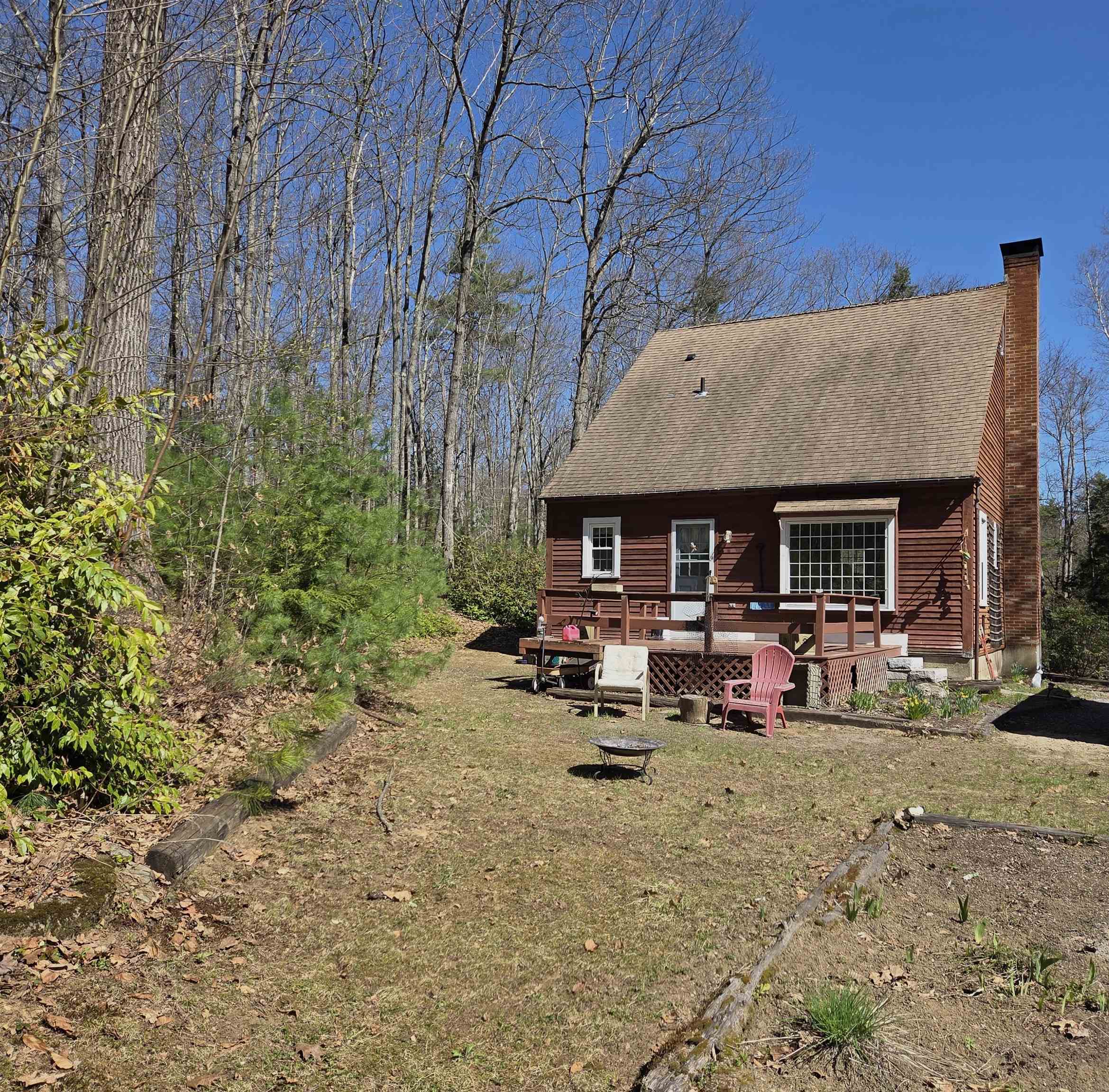 43 Casalis Road Peterborough, NH 03458 - Photo 3 of 36