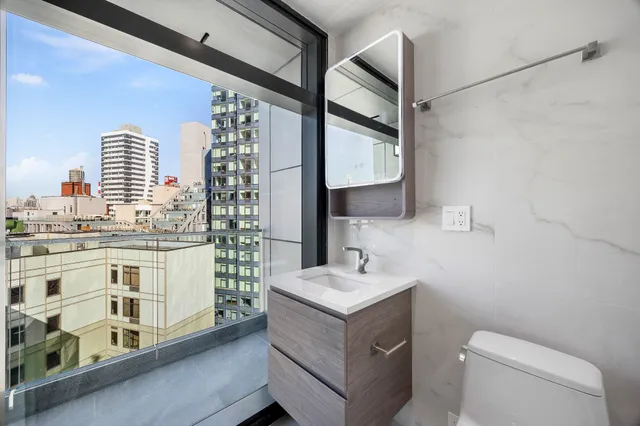 $1,400,000 | 42-62 Hunter Street, Unit PHA | Long Island City