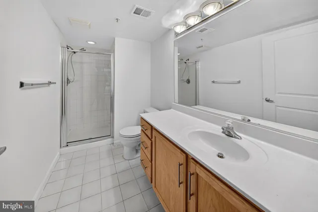 $365,000 | 7923 Eastern Avenue Northwest, Unit 404, Silver Spring, MD 20910