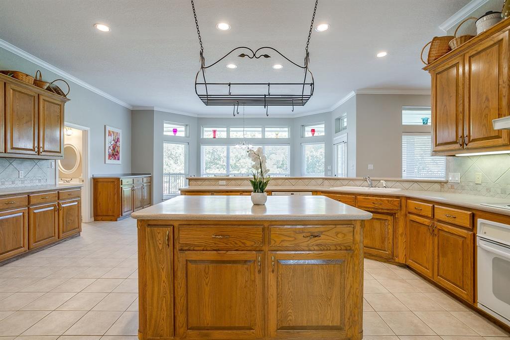 8412 Ravenswood Road Granbury, TX 76049 - Photo 12 of 39 Gallery Image 12