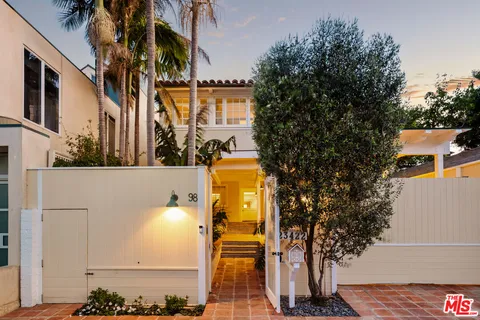$22,000,000 | Undisclosed Address, Malibu, CA 90265