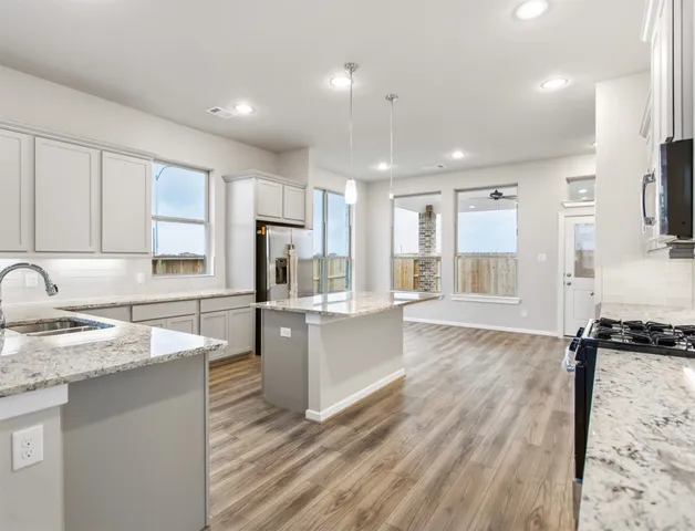 $399,990 | 12105 Harrington Gate Drive, Texas City, TX 77539