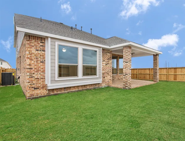 $399,990 | 12105 Harrington Gate Drive, Texas City, TX 77539