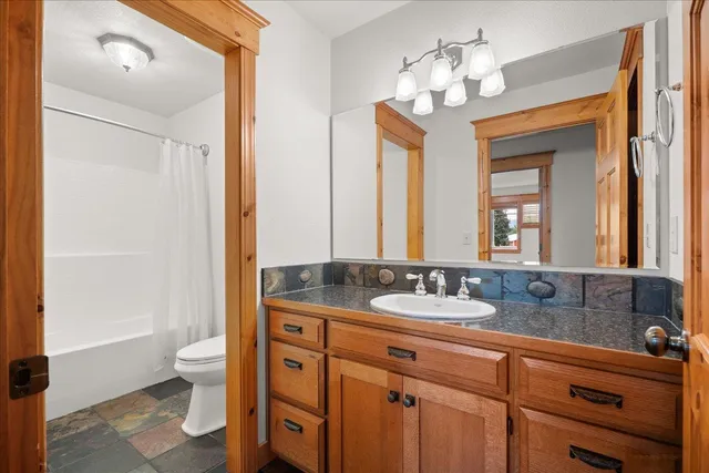 $1,800,000 | 18319 East Riverway Avenue, Unit 18319 E RIVERWAY AVE B, Spokane Valley, WA 99016