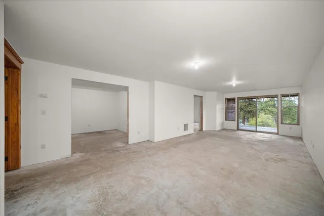 $1,800,000 | 18319 East Riverway Avenue, Unit 18319 E RIVERWAY AVE B, Spokane Valley, WA 99016