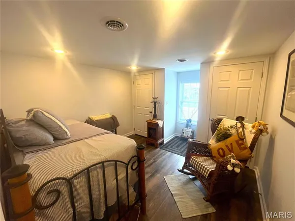 $142,000 | 198 Monroe Street, Carrollton, IL 62016