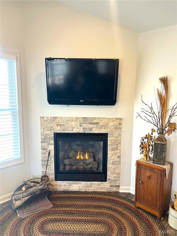 198 Monroe Street Carrollton, IL 62016 - Photo 6 of 24