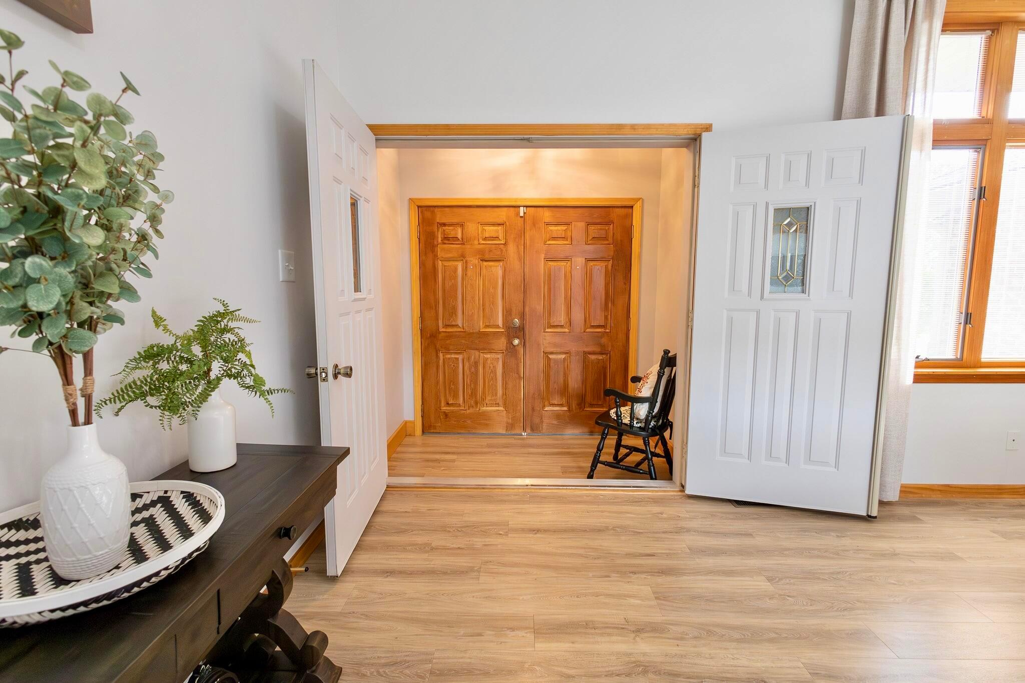 1136 Adare Road Marion, OH 43302 - Photo 16 of 60 Living Room 5