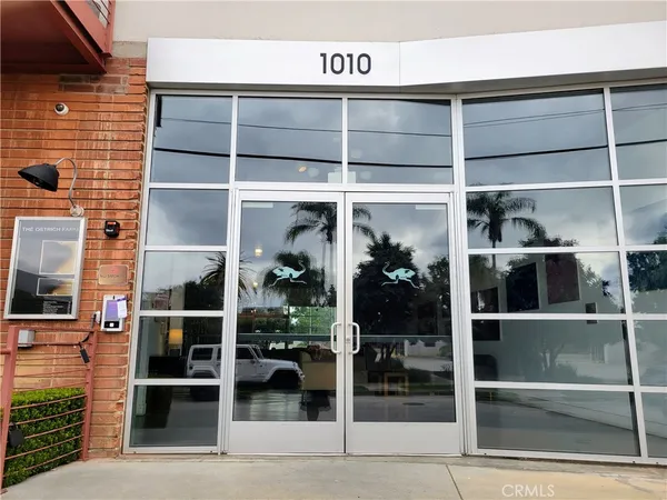 a close view of glass door