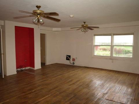 11527 Forrister Road Clayton, MI 49235 - Photo 3 of 11 918996-2.JPG
