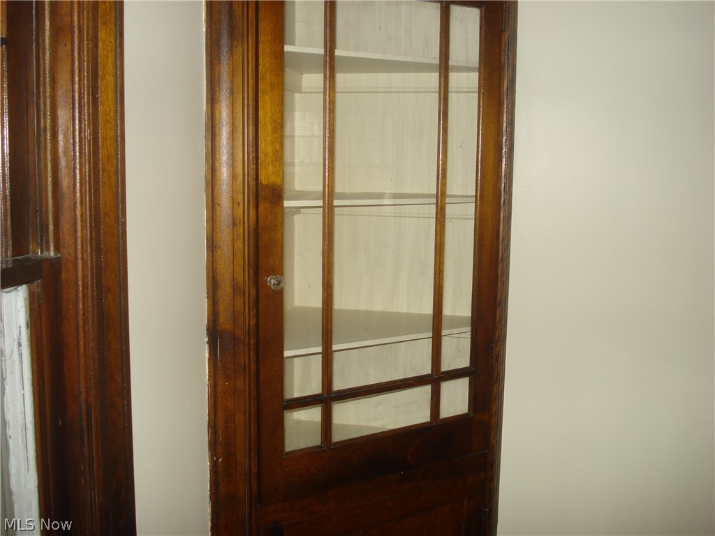 4509 East Berwald Road Cleveland, OH 44121 - Photo 10 of 25 Gallery Image 10