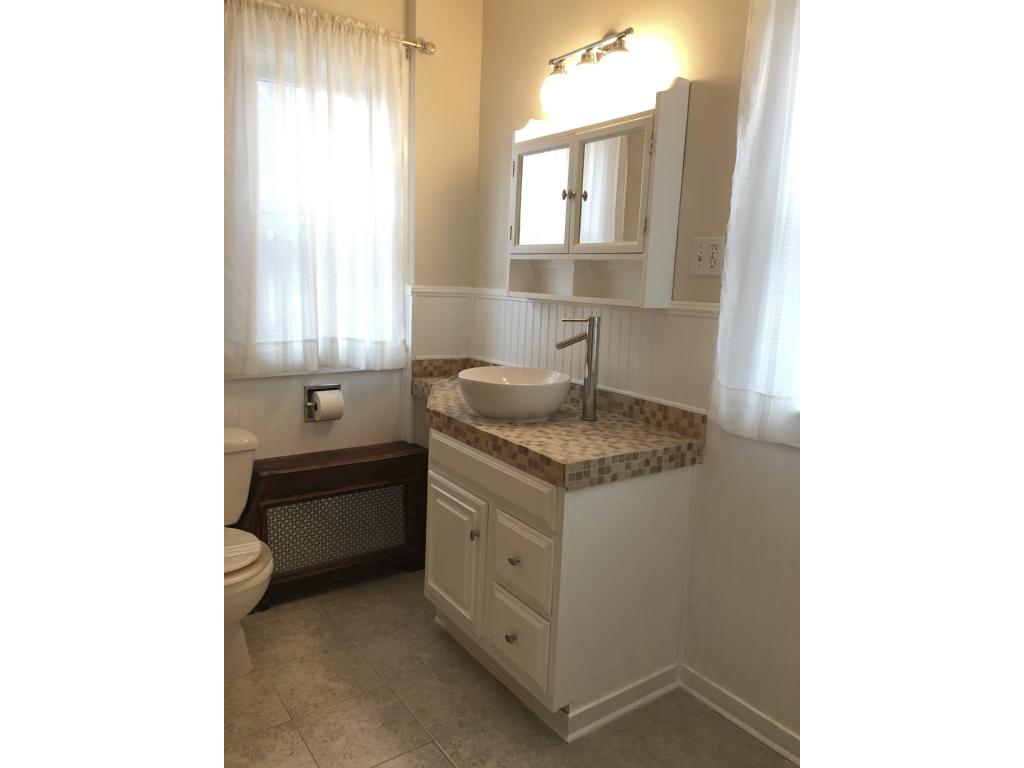 225 Mast Road Manchester, NH 03102 - Photo 21 of 28