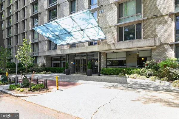 $315,000 | 940 25th Street Northwest, Unit 514S, Washington, DC 20037