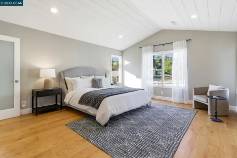 $1,650,000 | 1124 Sanders Drive, Moraga, CA 94556