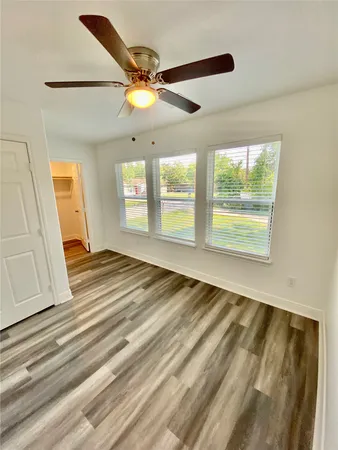 $1,200 | 4301 14th Street Avenue, Bacliff, TX 77518