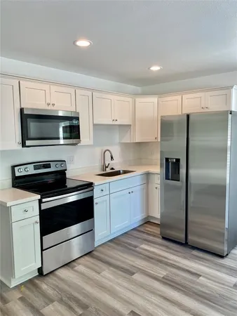 $1,200 | 4301 14th Street Avenue, Bacliff, TX 77518