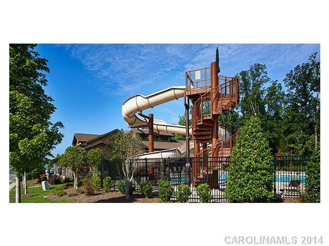 1331 Cilantro Court, Unit 337 Tega Cay, SC 29708 - Photo 5 of 9 Gallery Image 5