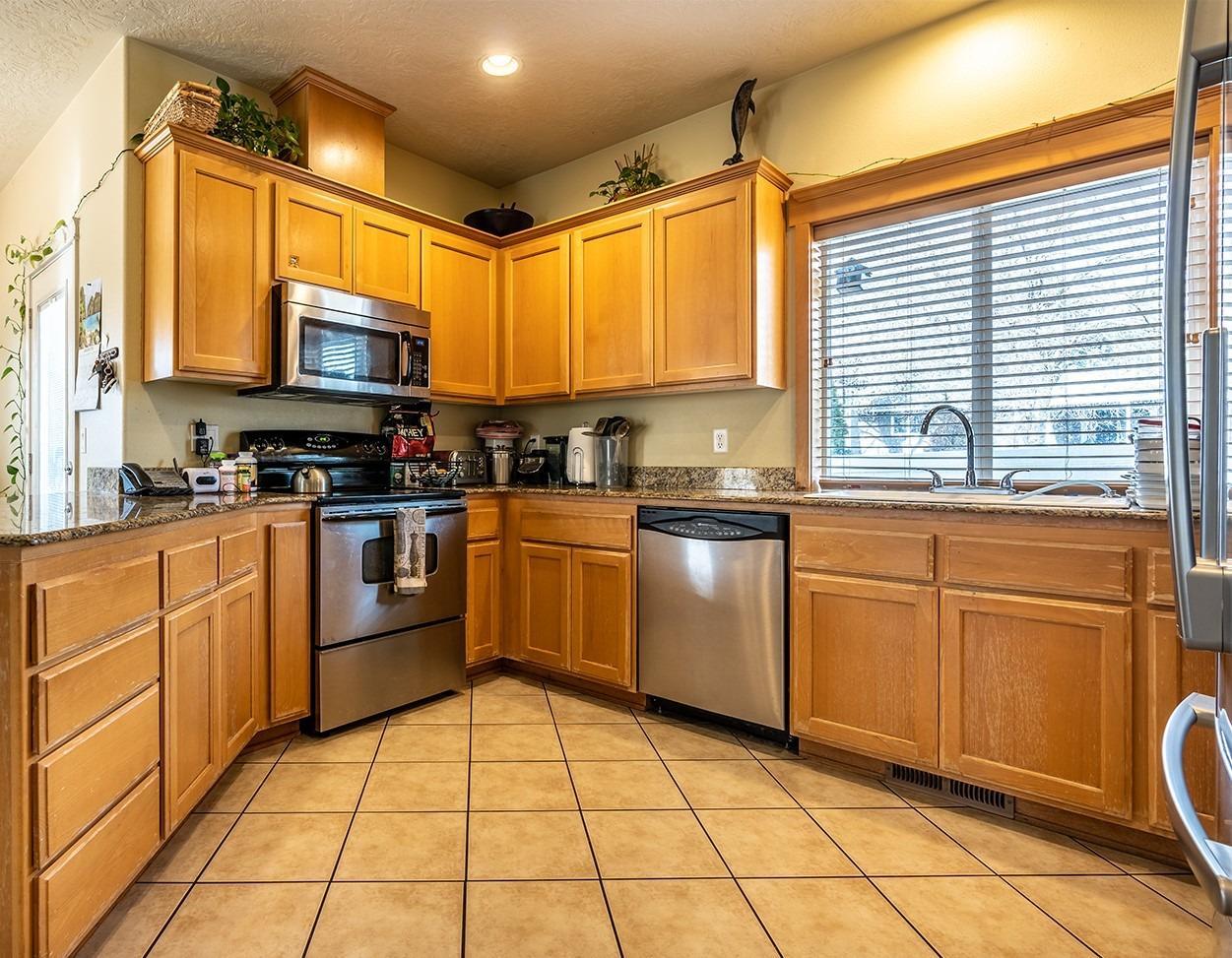 2160 Crestbrook Road, Unit 3 Medford, OR 97504 - Photo 13 of 15 Additional Photo