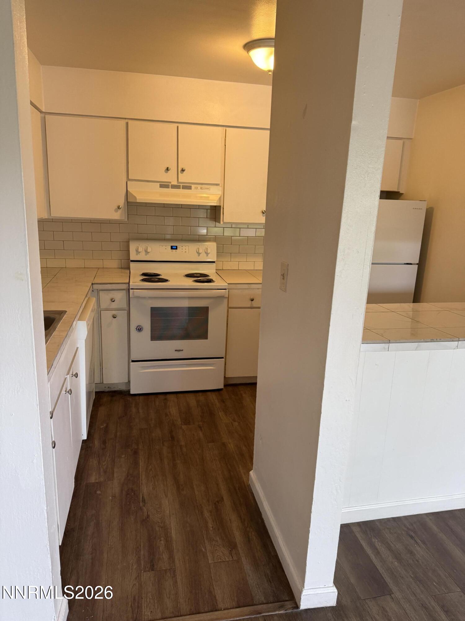 1375 Carlin Street, Unit A Reno, NV 89503 - Photo 2 of 6 IMG_0914