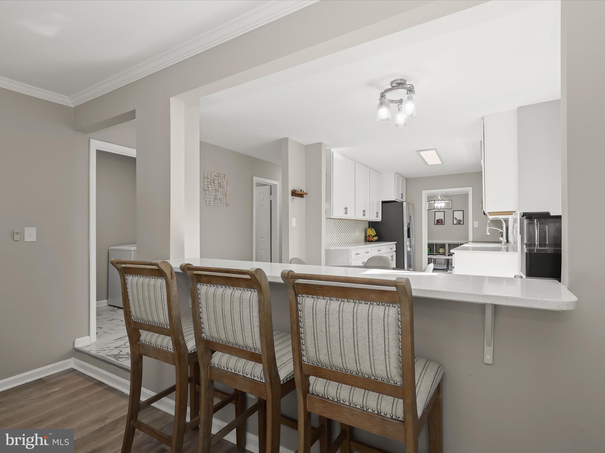 6147 Campfire Columbia, MD 21045 - Photo 21 of 59 Breakfast bar