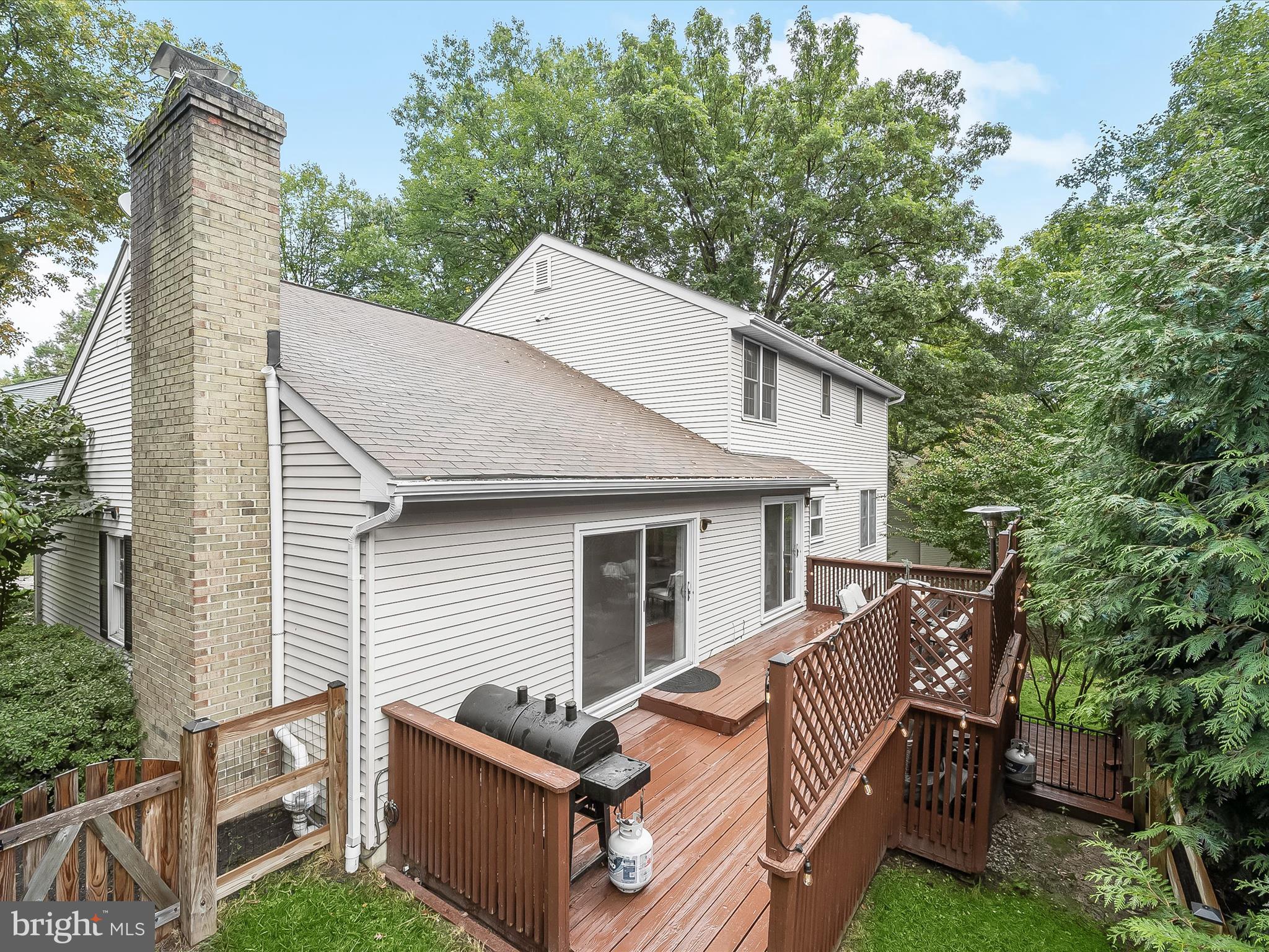 6147 Campfire Columbia, MD 21045 - Photo 51 of 59 Rear exterior