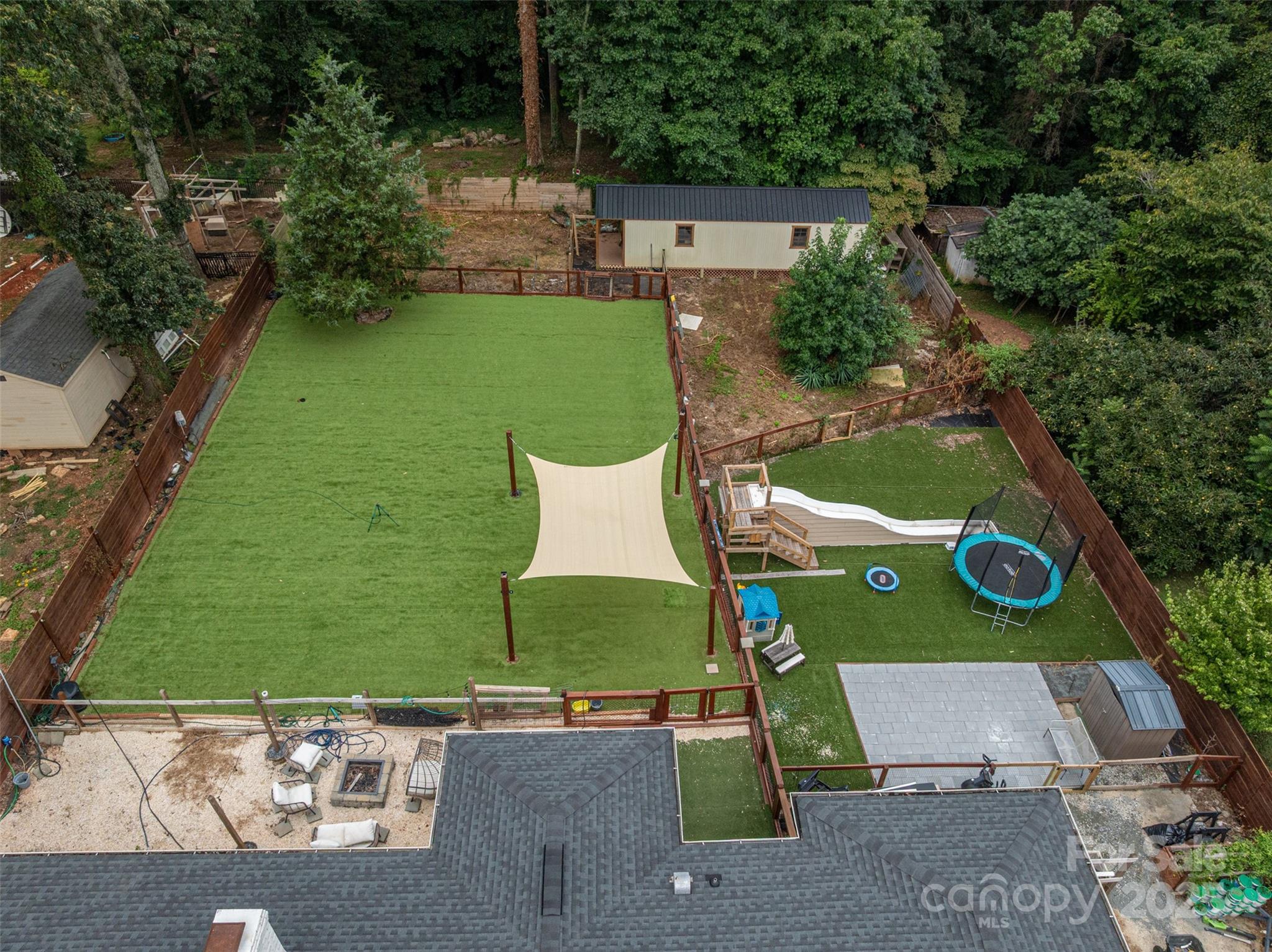 3116 Sunset Road Charlotte, NC 28216 - Photo 30 of 31 Gallery Image 30