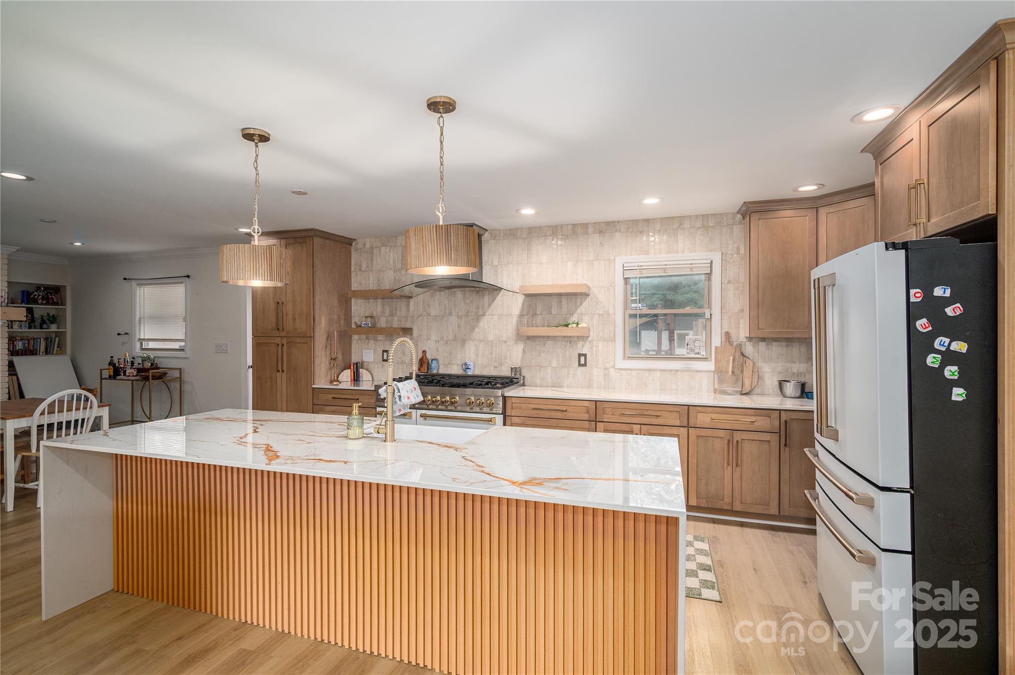 3116 Sunset Road Charlotte, NC 28216 - Photo 6 of 31 Gallery Image 6