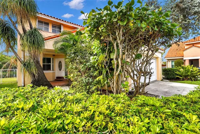 $650,000 | 3130 North 38th Avenue, Hollywood, FL 33021