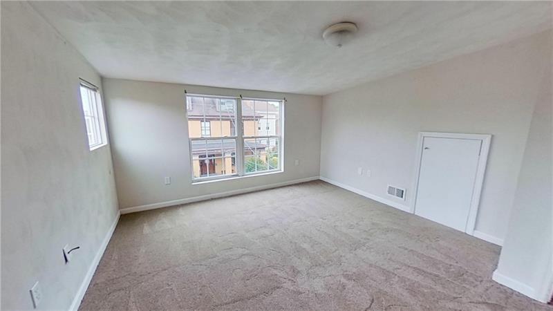 120 South 12th Street Pittsburgh, PA 15203 - Photo 11 of 19 an empty room with windows