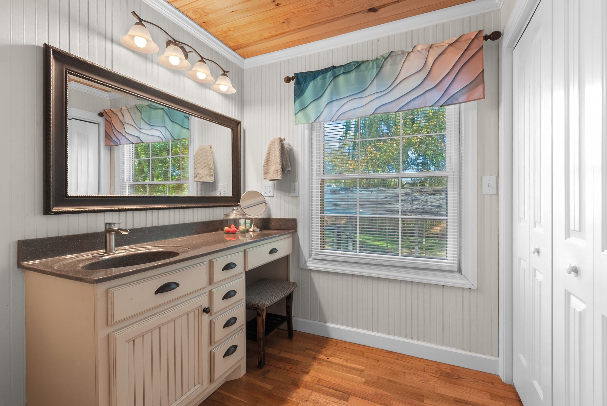 415 South Ingram Street Pulaski, TN 38478 - Photo 20 of 33 a kitchen with a sink and a window