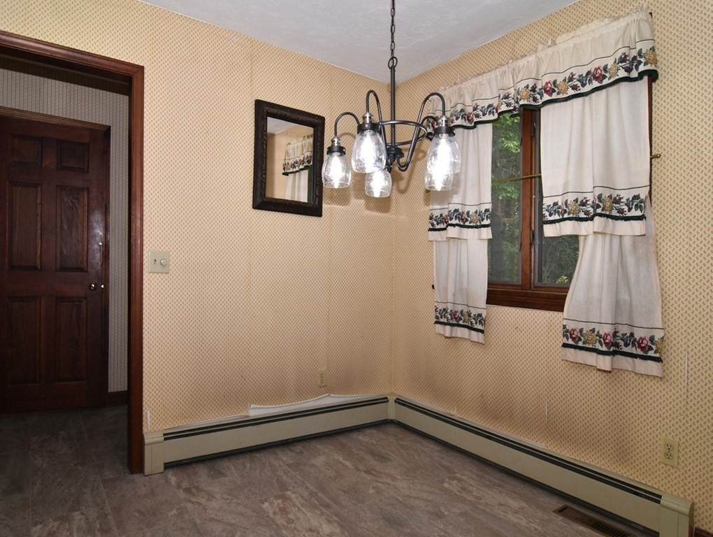 97 Titicut Road Raynham, MA 02767 - Photo 8 of 39 Gallery Image 8