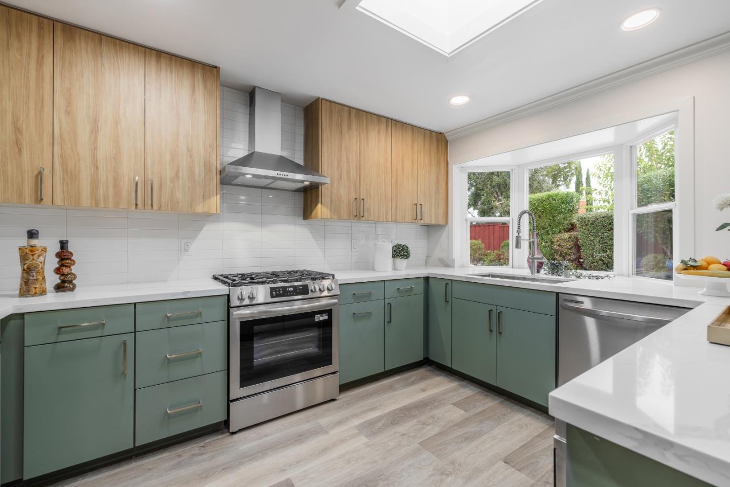 756 Acorn Court San Ramon, CA 94583 - Photo 9 of 33 a kitchen with a sink stove and cabinets