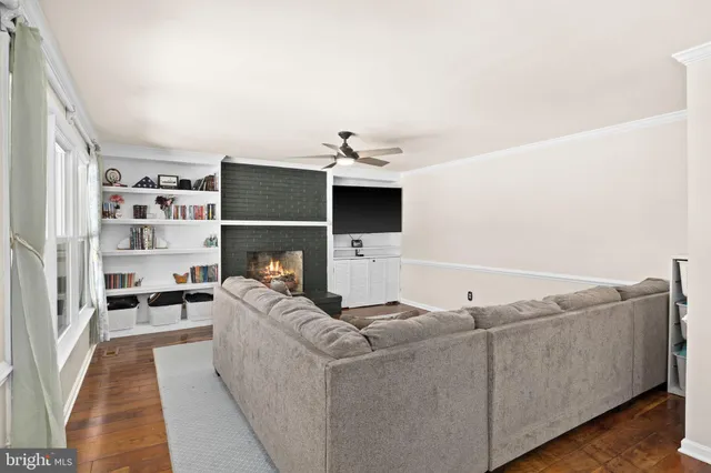 $525,000 | 105 Chinaberry Drive, Fredericksburg, VA 22407