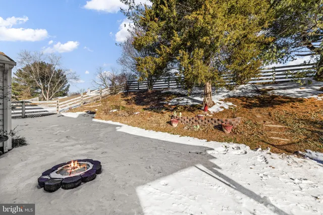 $525,000 | 105 Chinaberry Drive, Fredericksburg, VA 22407