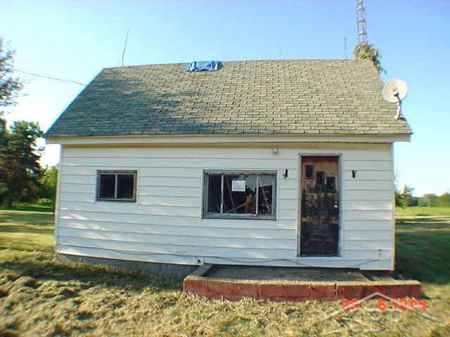 9502 Chesaning Road Chesaning, MI 48616 - Photo 2 of 2 20103022-1.JPG