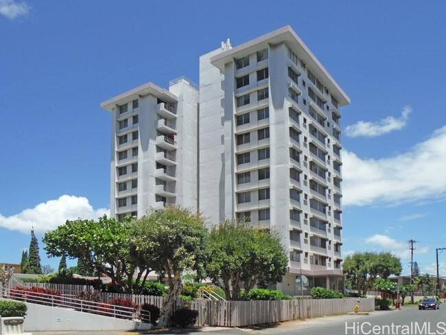 2651 Kuilei Street, Unit B21 Honolulu, HI 96826 - Photo 16 of 20 a front view of a building