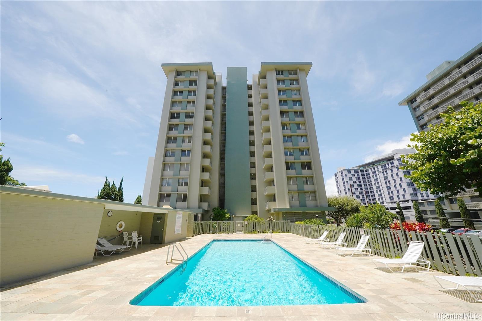 2651 Kuilei Street, Unit B21 Honolulu, HI 96826 - Photo 17 of 20 a view of a building