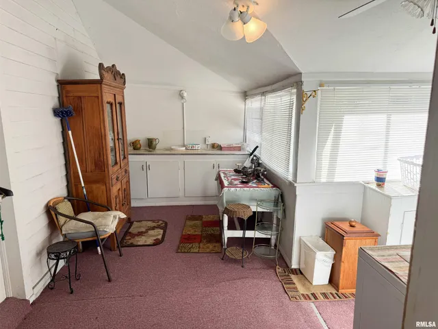 $89,900 | 1325 Beech Grove Road, Wolf Lake, IL 62998