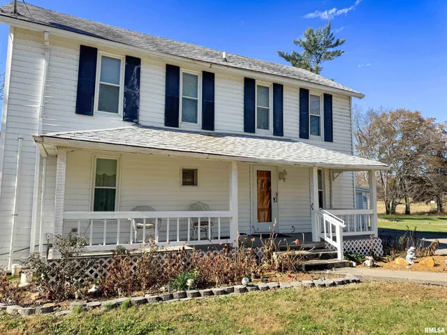 $89,900 | 1325 Beech Grove Road, Wolf Lake, IL 62998