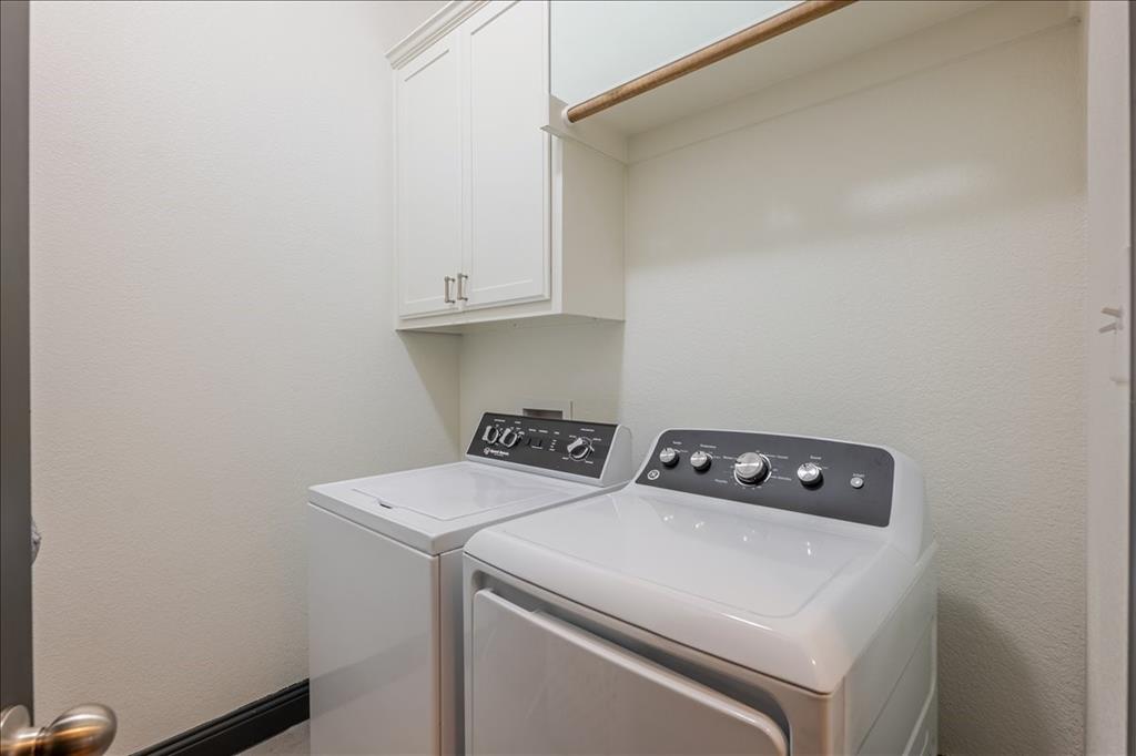 560 Inwood Street Benbrook, TX 76126 - Photo 12 of 21