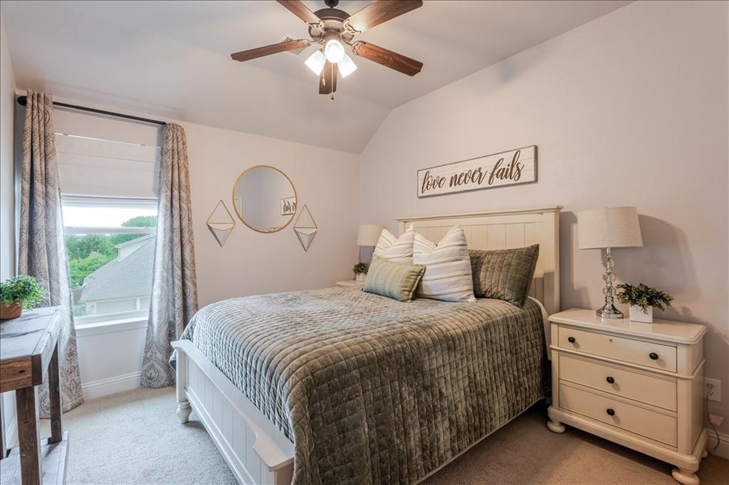 560 Inwood Street Benbrook, TX 76126 - Photo 15 of 21