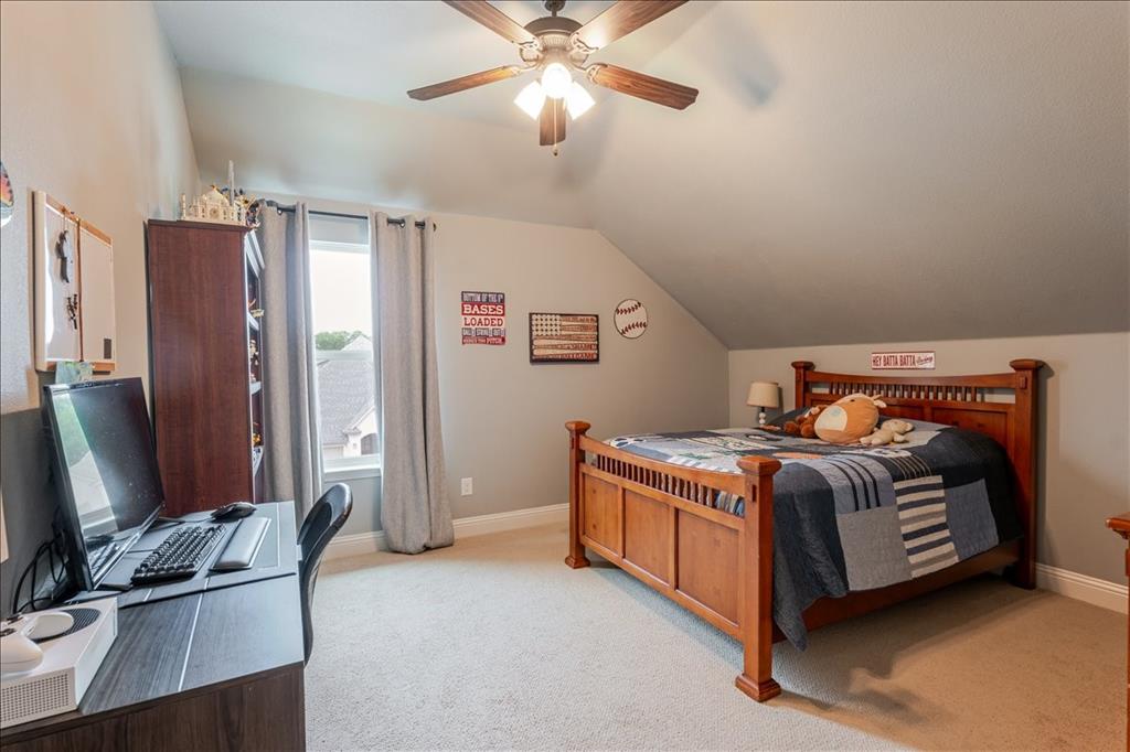 560 Inwood Street Benbrook, TX 76126 - Photo 17 of 21