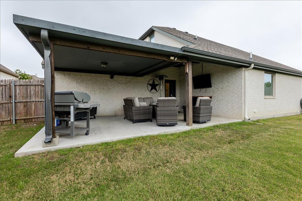 560 Inwood Street Benbrook, TX 76126 - Photo 20 of 21