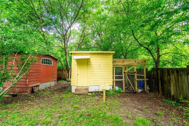 $240,000 | 305 Jefferson Street, Daingerfield, TX 75638