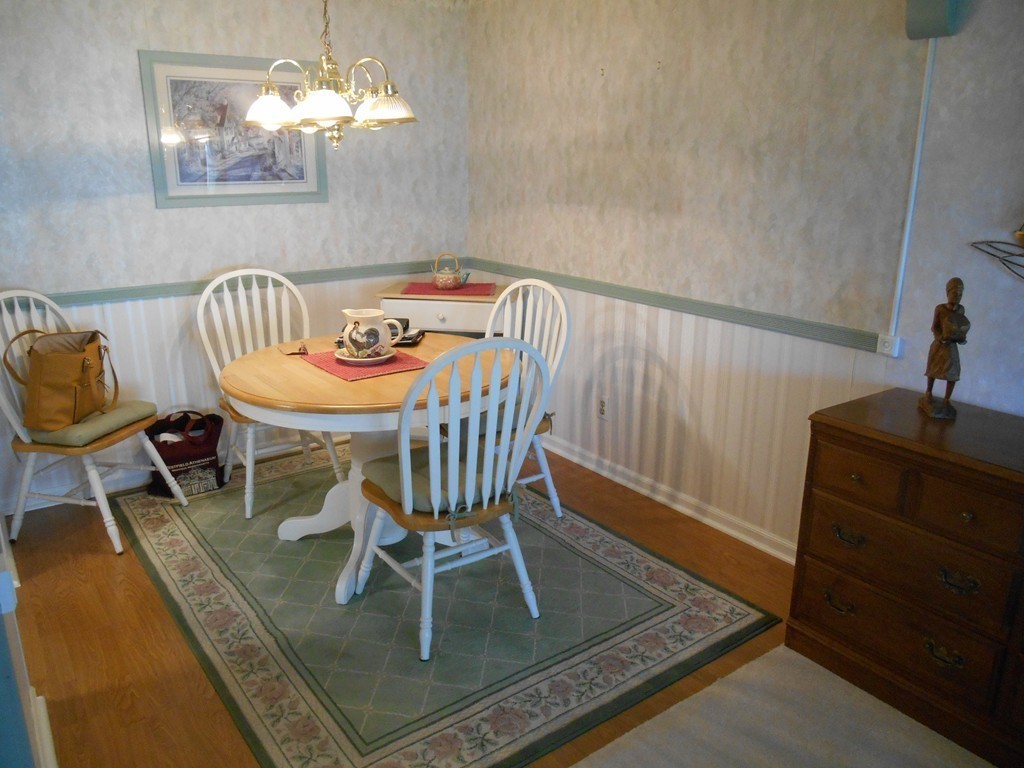 324 Russell Road, Unit 202 Westfield, MA 01085 - Photo 6 of 17 Gallery Image 6