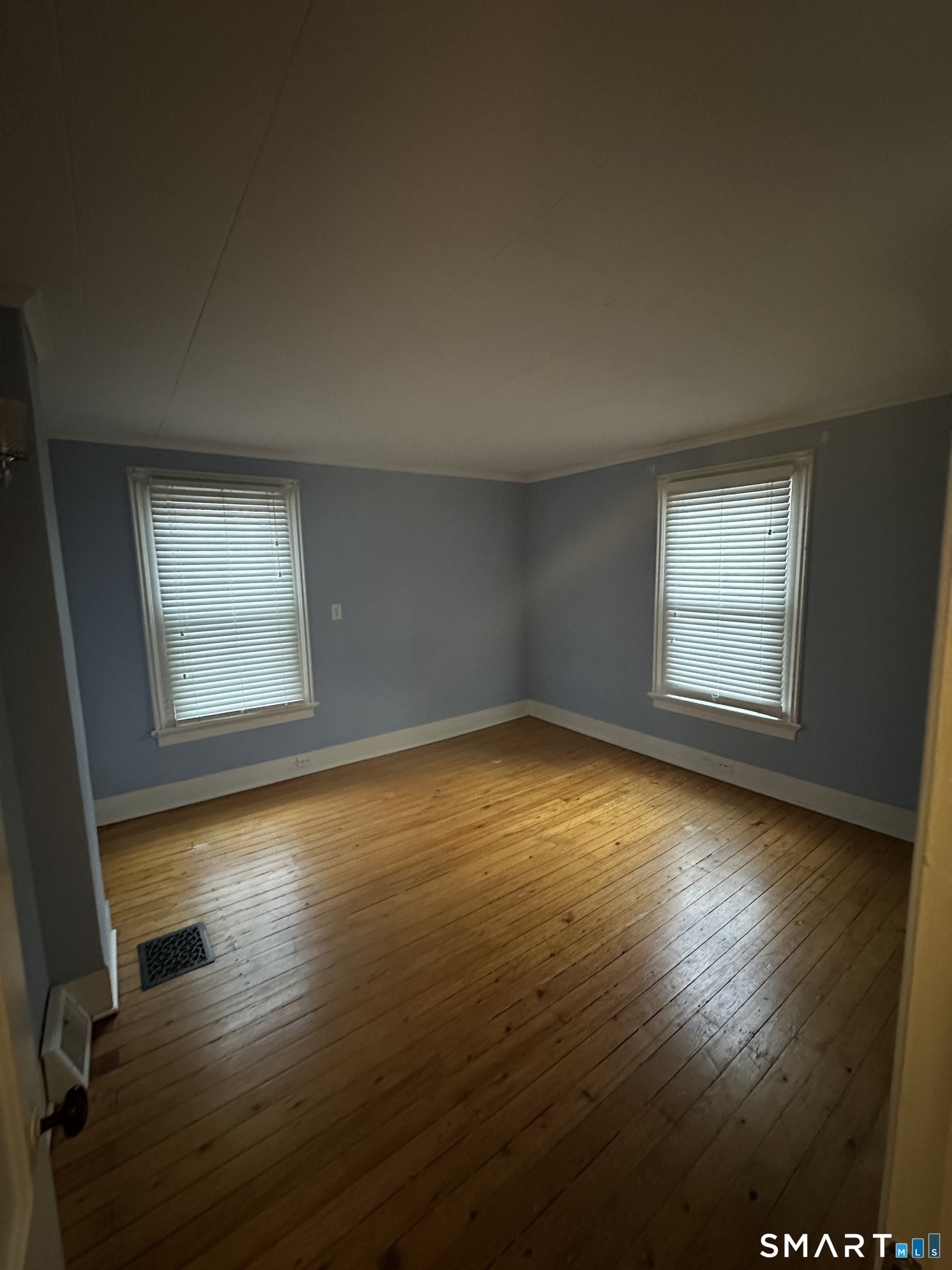 57 Maple Street Thomaston, CT 06787 - Photo 5 of 9