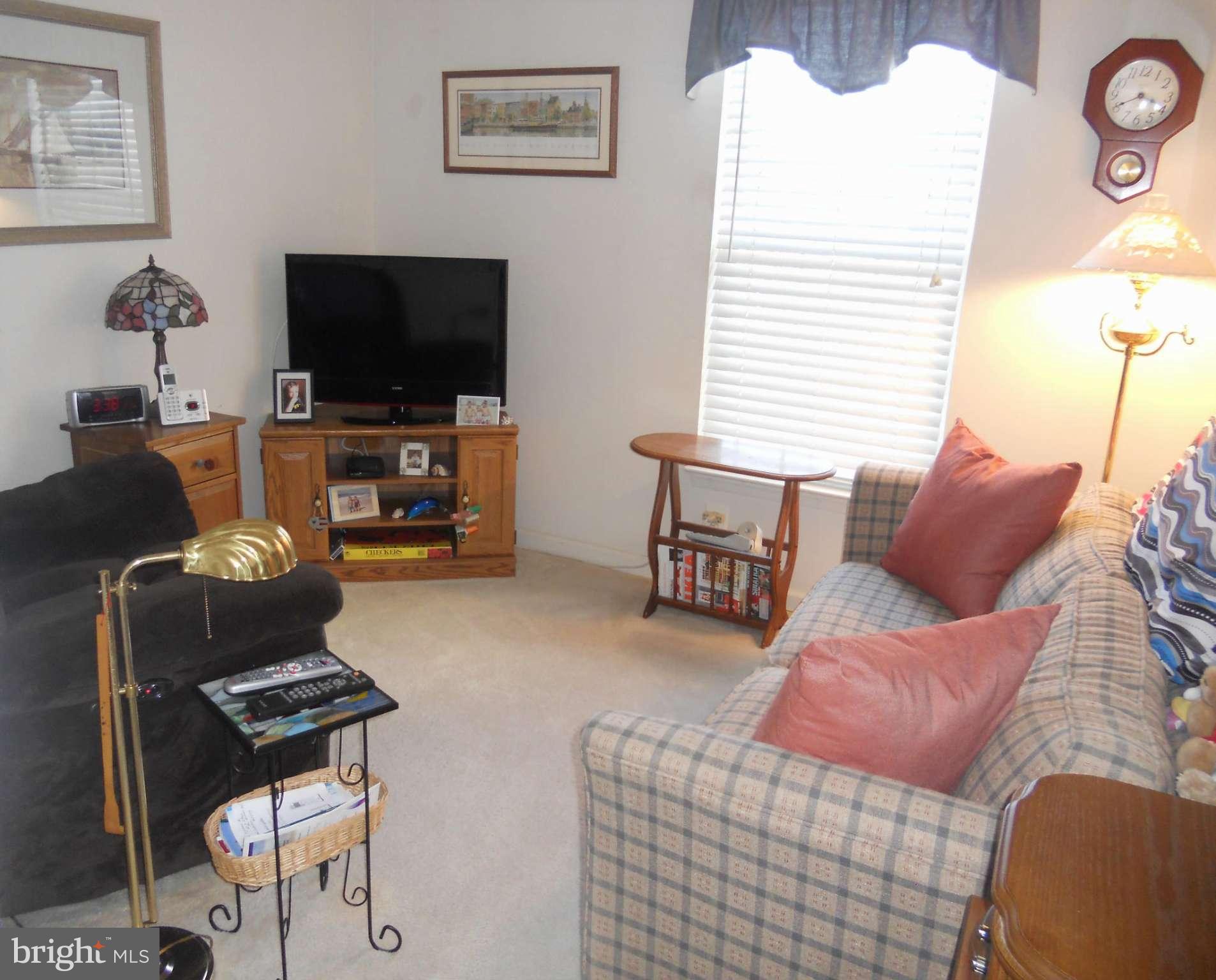 4527 Aspen Mill Road, Unit 4527 Baltimore, MD 21236 - Photo 15 of 22 2nd Bedroom